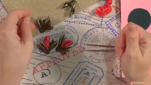 Цветы из лент своими руками - Как сделать розы из лент - легко канзаши МК смотреть онлайн