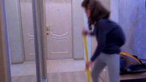 БАБУЛЯ СОШЛА С УМА!!CRAZY grandmother!!