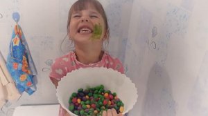 Вика и её забавная история с Никой про волшебный душ