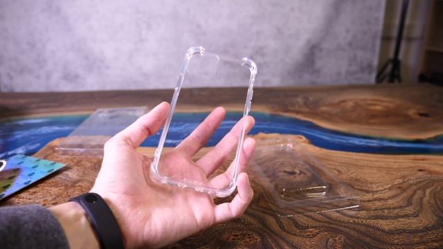 Прочный прозрачный чехол для iPhone 11 Pro смотреть онлайн