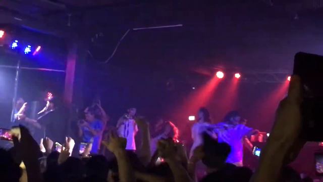 SESHOLLOWATERBOYZ “Chaos Castle” Live in San Antonio 2018 смотреть онлайн