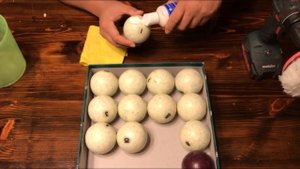 Чистка бильярдных шаров подручными средствами