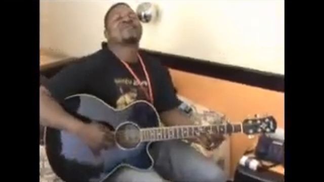 Samba Touré - Hotel room смотреть онлайн