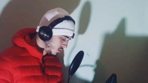 Чтец: Хамза Будиб очень красиво читает сура Аль-Мутаффифи’н