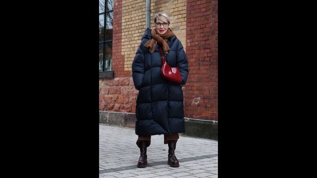 Стильные и теплые: длинные женские пуховики на зиму 2024. Как выбрать и носить трендовую модель?