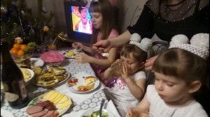 Встречаем Новый год!Открываем подарки!