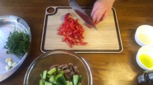 Салат из ЯЗЫКА  ГОВЯЖЬЕГО. Удивительно Вкусный!!! Салат из говяжьего языка НА ПРАЗДНИЧНЫЙ  СТОЛ.