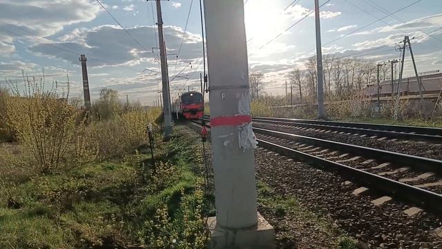 Электропоезд ЭД4М-0343 с сообщением Москва (Курский вокзал)-Крутое №6873 смотреть онлайн