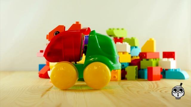 Собираем из лего уточку и рыбку - Lego Duplo смотреть онлайн
