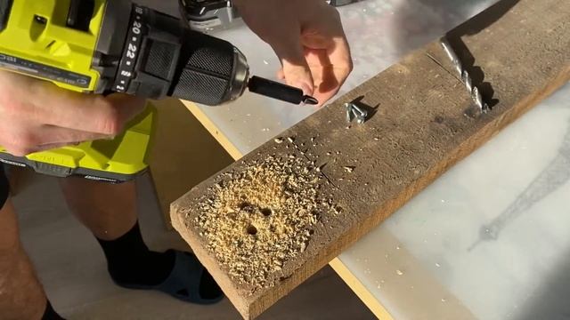 Бесщеточный шуруповёрт RDD18C от Ryobi смотреть онлайн