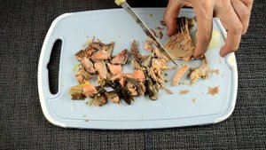 Уха из горбуши с пшеном