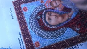 Как я закрепляю нитку при вышивке бисером в начале и в конце работы.
