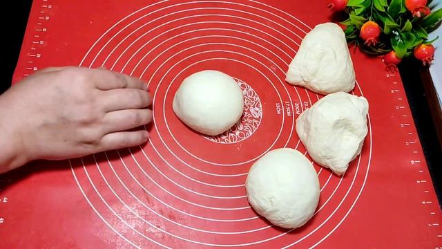 УЗБЕКСКАЯ МЯСНАЯ ЛЕПЕШКА СЪЕДАЮТСЯ, В ОДИН МИГ .КТО ПРОБУЕТ ПРОСЯТ РЕЦЕПТ.САМЫЕ ВКУСНЫЕ ЛЕПЕШКИ