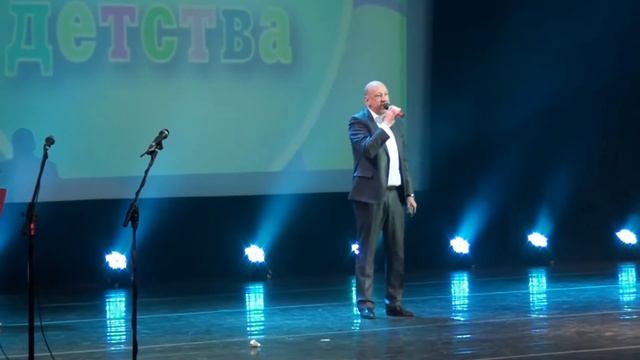 Открытие праздника "Планета счастливое детство" в городе Пушкин.