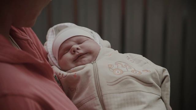 Я РОДИЛСЯ В ТЮРЬМЕ смотреть онлайн