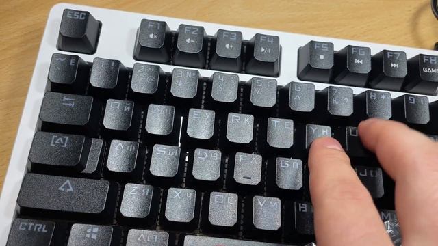 Шумная A4Tech Bloody B810RC сильно клацают клавиши смотреть онлайн