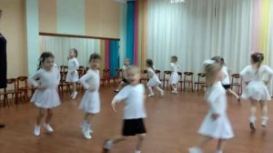 Кружок "Весёлые ножки" млд. гр. Прямой галоп