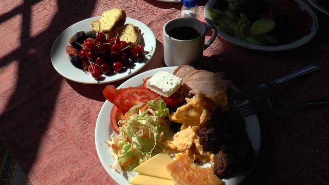 Курорт "Золотые пески". Болгария. Завтрак в отеле - 3*. смотреть онлайн