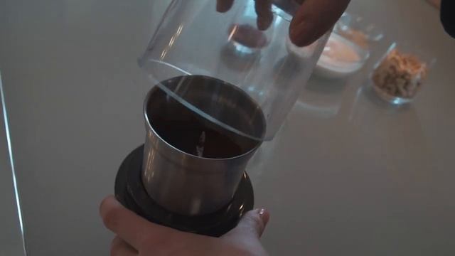 Кофемолка Kitfort KT-1329 смотреть онлайн