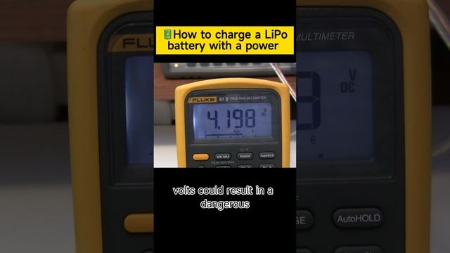 How to charge a LiPo battery with a power supply #battery  #chips  #electroniccomponents #quarktwin