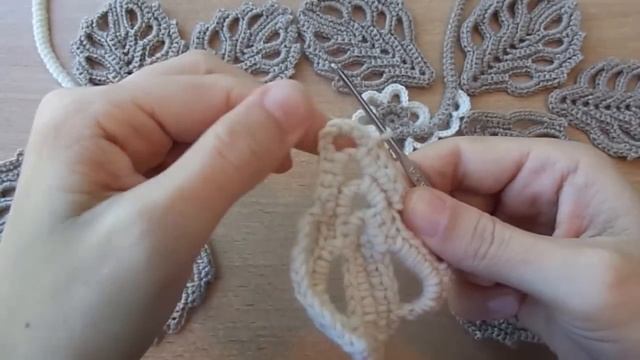 УРОКИ ВЯЗАНИЯ. Ажурный листик с прожилками. Вязание крючком. смотреть онлайн