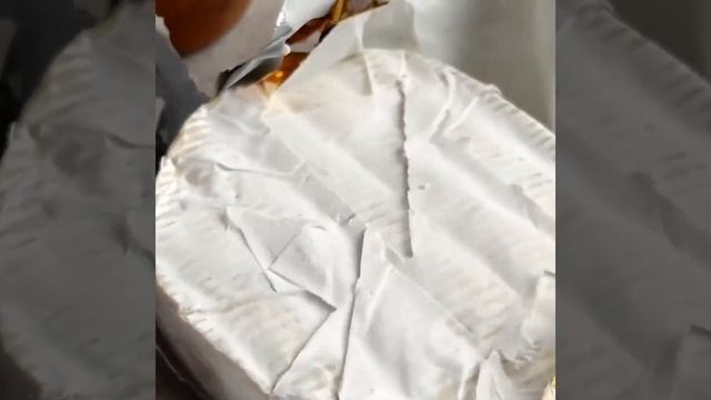 Запечённый картофель по деревенски с сыром Камамбер. смотреть онлайн