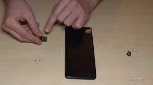 Poco X4 Pro 5G: How to insert the microSD card. Installation of the micro SD