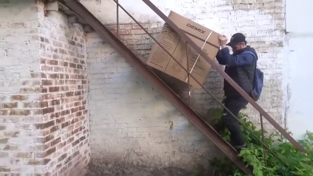 СЕРЕБРЯНАЯ МОЛОДЕЖЬ КРИМИНАЛЬНАЯ РАБОТА! [Перезалив] смотреть онлайн