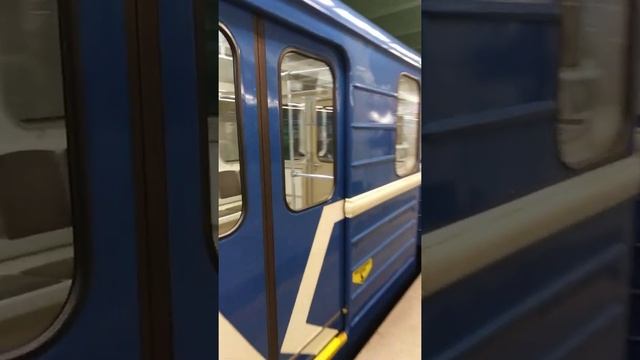 Минский Метрополитен. Станция метро МАЛИНОВКА/московская синяя линия/
