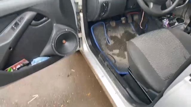 замена шатаной акустики на Лада гранта на Raven 200 смотреть онлайн