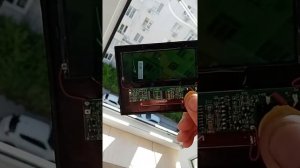 Поменял батарейку, и не работает! Самозатемняющийся фильтр, в чём причина? Помогите! Напишите.