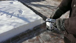 Снег на крыше. Сколько тонн?!