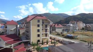 "Бархатный сезон" 5 октября 2015, в Лазаревском t +21°C, море t +24°C