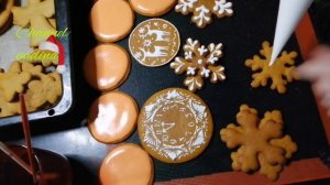 Как легко и быстро разрисовать пряники, имбирные пряники снежинки, новый год и Рождество ?