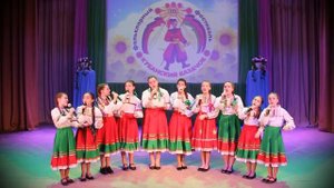 ОЙ ВО ПОЛЕ ТРАВУШКА ГОРЕЛА (Детский вокальный ансамбль "ЗОРЕНЬКА")