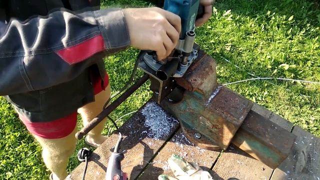 фрезеровка металла и алюминия ручным фрезером