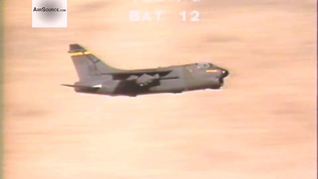 A-7 Corsair II Striking Target Tank смотреть онлайн