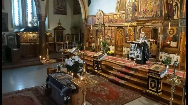 Вечерняя Великой Пятницы. Вынос Плащаницы (17.04.2020)