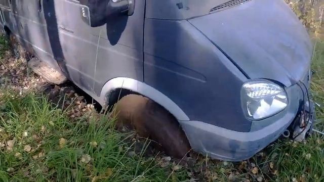 ГАЗ соболь 4х4 закрытее летнего сезона. Посещение заброшенных деревень и скита в глухом лесу смотреть онлайн