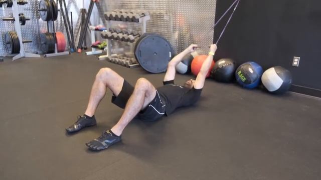 3 упражнения со жгутом