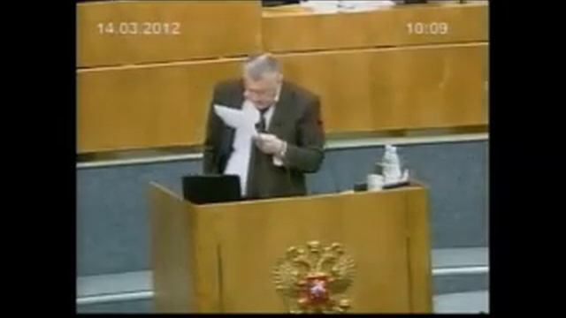 Жириновский - О твиттере и сибирском валенке смотреть онлайн