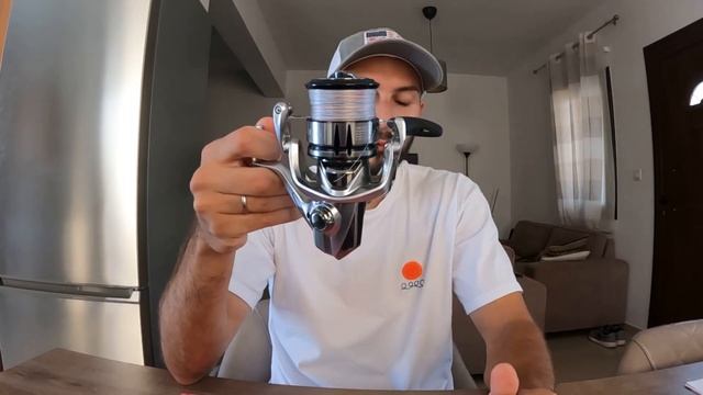 Лучшая катушка за свои деньги ! shimano stradic 4000 FL Характеристики , опыт использование ,трофеи смотреть онлайн