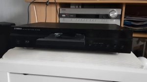 YAMAHA BD S1065 Blu Ray Player