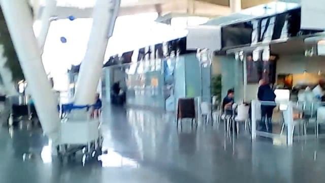 Аэропорт Вроцлава смотреть онлайн