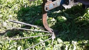 Копаем картошку картофелевыкапывателем для мотоблока