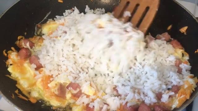 Жареный рис с яйцом.Fried rice with egg#friedrice #рис