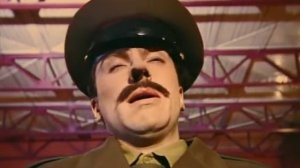 Осторожно модерн. "В армии"