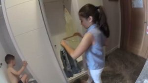 VLOG: Летим В Турцию / У нас самый большой номер /Але? Милиция?