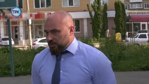 А. Бирюлин встретился с жителями дома 8 по ул. Коммунистическая