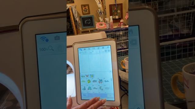 Embroider A Sweatshirt and Size Your Design on Your Baby Lock! смотреть онлайн